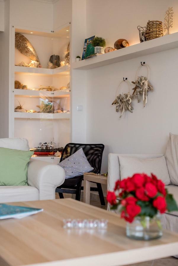 Oikia Eleanthi - Beachfront Garden Home! Мітікас Екстер'єр фото